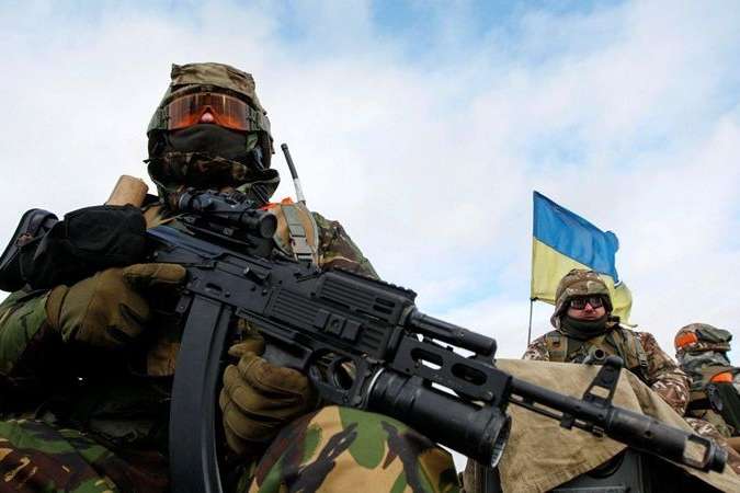 Українські військові - Українська армія стала однією з найбільш ефективних в Європі – Порошенко
