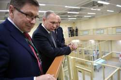 Путін в пологовому будинку. Вкрай дивне фото шокувало соцмережі