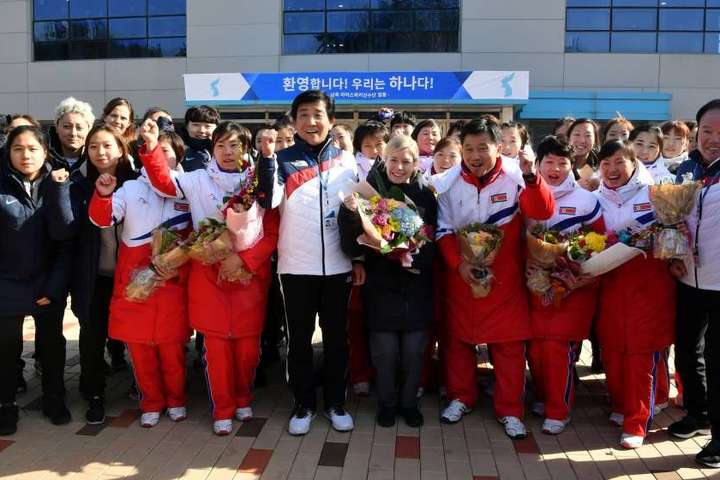 Збірні Північної і Південної Кореї виступлять як одна команда на Олімпійських іграх-2018