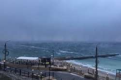 На Черном море в Одессе заметили необычное природное явление (фото, видео)