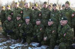 Із Канади в Україну прибули 50 військових для тренування бійців Збройних мил 