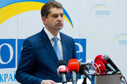 Посол України в Чехії Євген Перебийніс