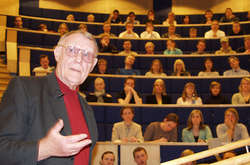 Помер засновник IKEA Інгвар Кампрад