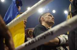 Усик став першим українцем після Володимира Кличка, який об'єднав чемпіонські титули