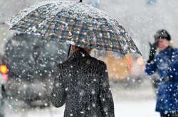 Синоптики обіцяють українцям дощ з мокрим снігом