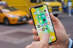 Apple зменшить виробництво iPhone X через низький попит 