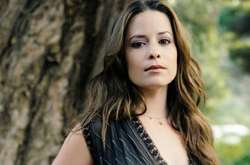 Актриса Холли Мэри Комбс