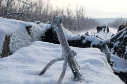 Загострення на Донбасі: один військовий загинув, ще двоє поранені