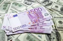 Курси валют на сьогодні: долар і євро знову дешевшають