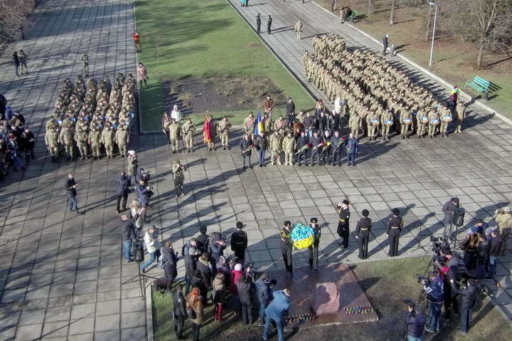 В Одесі пройшов масштабний парад ветеранів АТО. Яскраві фото та відео