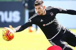 Денис Бойко. Фото: ФК Бешикташ