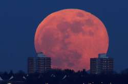  Затемнення блакитного кривавого Супермісяця 