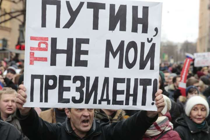 У Росії арештували речницю Навального за трансляцію «страйку виборців»