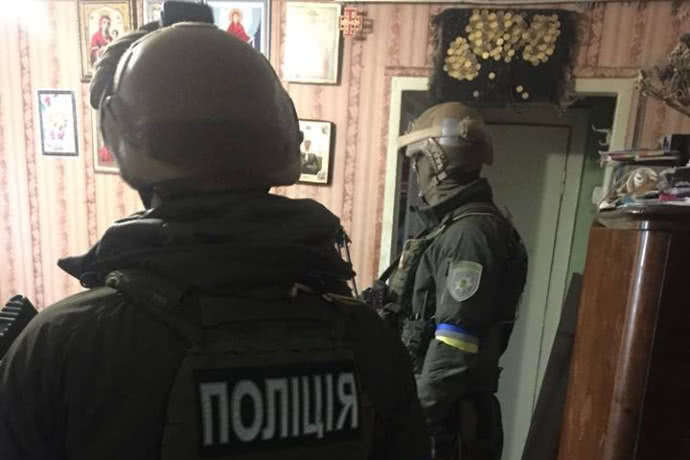 Спецоперація в Києві: затримано підозрюваних у збройному опорі поліцейським 
