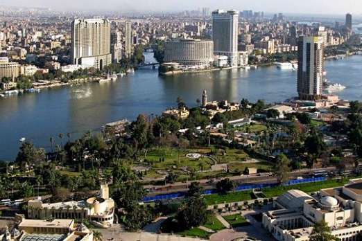 Уряд Єгипту переїжджає у пустелю