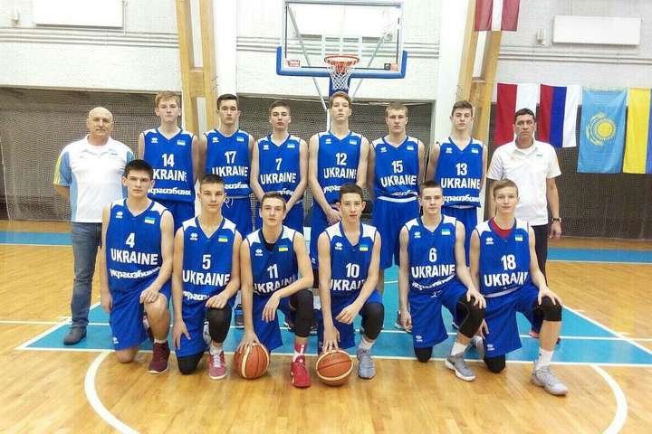 Кадетська збірна України у другому турі європейської баскетбольної ліги виграла чотири матчі