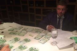  Губернатора Кіровської області було затримано на місці злочину в московському ресторані 