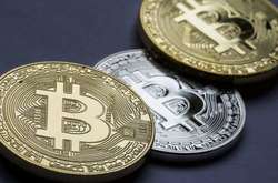 Падіння триває: біткоїн коштує менше $9 тисяч 