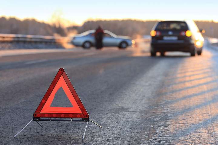 На Харківщині водій на смерть збив людину і втік