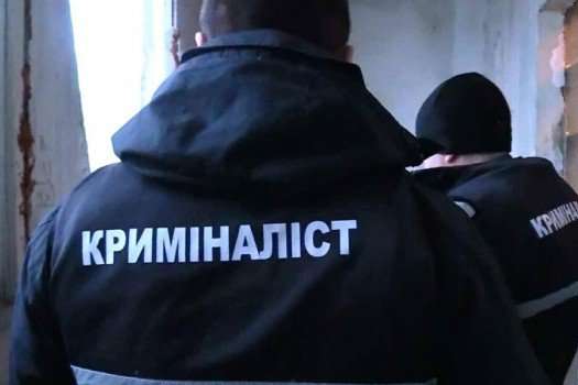У Києві п'яний чоловік задушив жінку