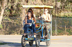 Селена Гомес