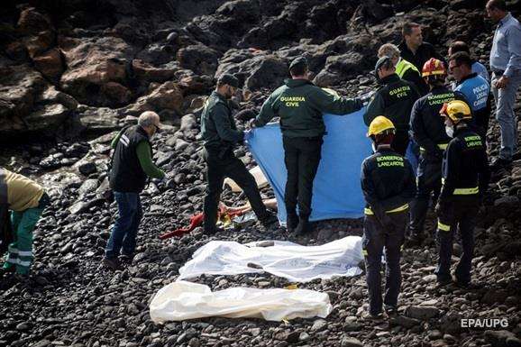 Біля Іспанії знайшли тіла 16 мігрантів