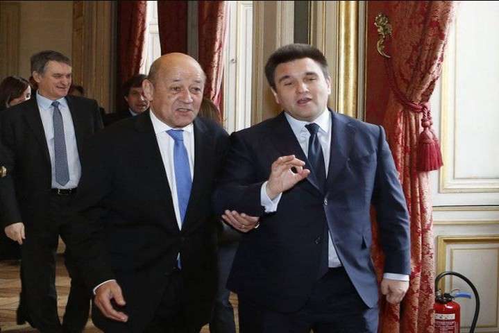 Клімкін обговорив з главою МЗС Франції ситуацію на Донбасі