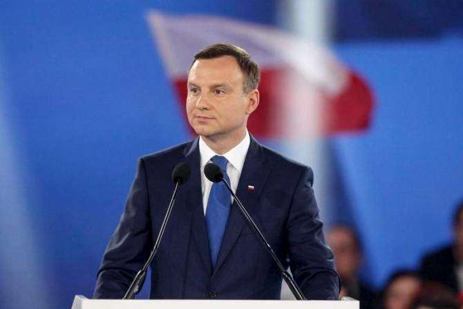 Президент Польши заявил, что подпишет скандальный антиукраинский закон 
