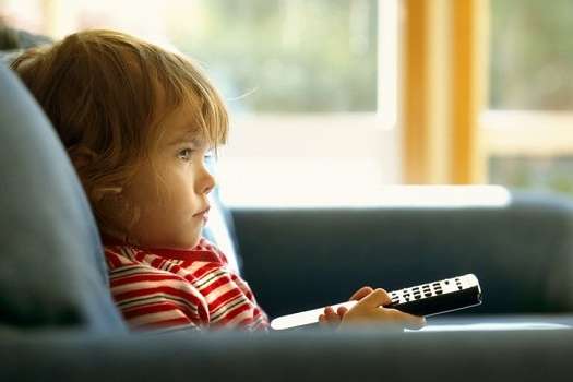 Шведский исследователь: «айпады» и телевизор - причина дефицита интеллекта у детей