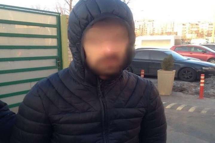 У Києві затримали іноземця, який продавав українок у сексуальне рабство
