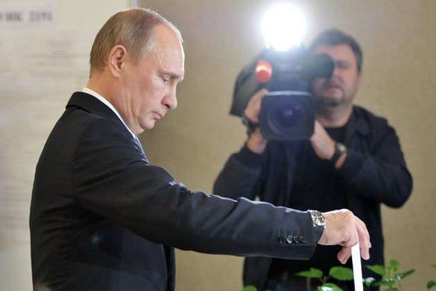 На президентських виборах в РФ Путін може проголосувати в Севастополі - ЗМІ