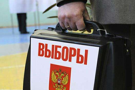 «Чи мусить Україна організовувати вибори президента РФ на своїй території?»