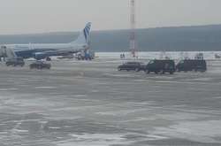 В Сибири из-за Путина пассажиров два часа продержали в холодном самолете