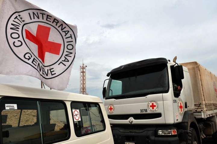 Червоний Хрест відправив гуманітарну допомогу на Донбас