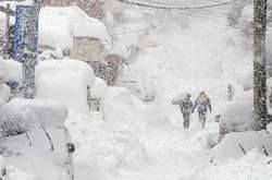 Завтра синоптики обіцяють плюсову температуру та сильний сніг