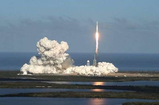 Чому запуск Falcon Heavy важливий - думки науковців
