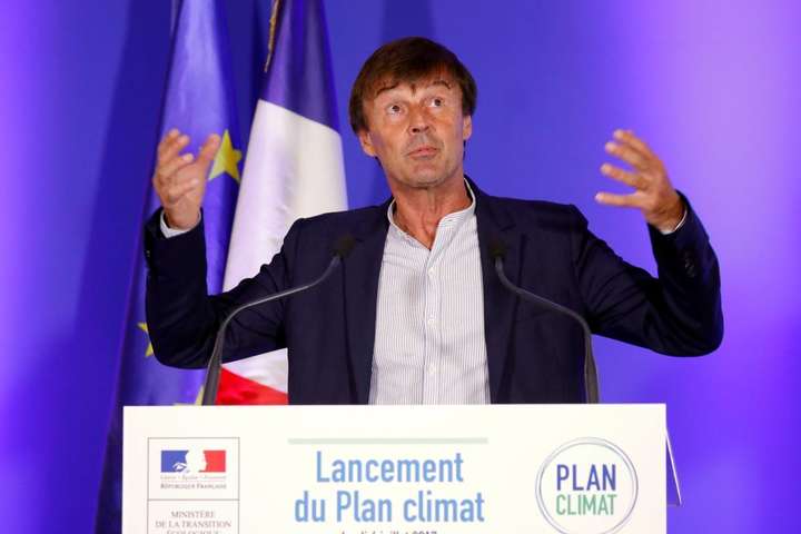 Міністр екології Франції потрапив у секс-скандал 