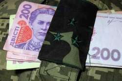 Гройсман розповів, від чого має залежати розмір військових пенсій 