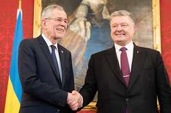  Петро Порошенко і президент Австрії Александер Ван дер Беллен 