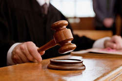 Суд закрив справу про напад на журналістів «Наших грошей»