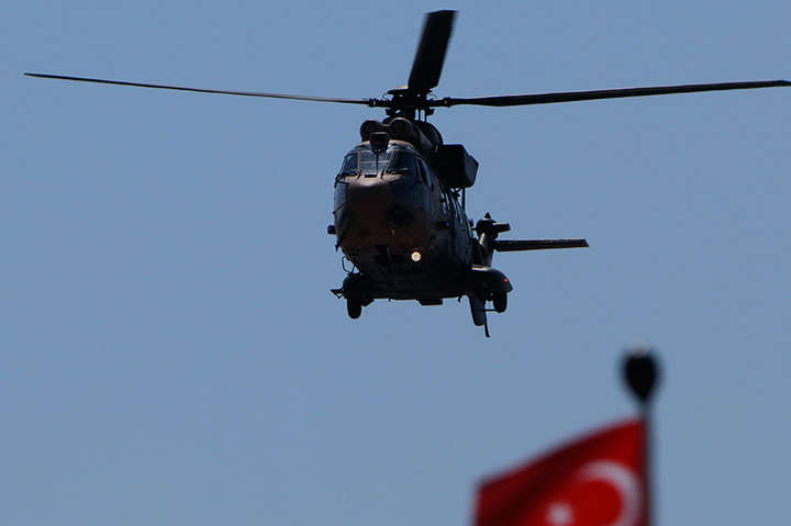 Курди збили турецький військовий вертоліт
