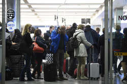 В Лондоне из-за бомбы в Темзе закрыли аэропорт