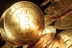 Біткоїн продовжує рости