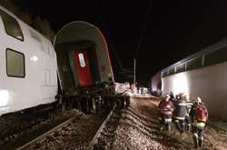 В Австрії зіткнулися потяги з пасажирами, є жертви 