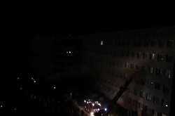 З гуртожитку Ужгорода через пожежу евакуювали 300 людей