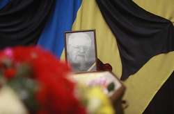 В Киеве прощаются с Мирославом Поповичем