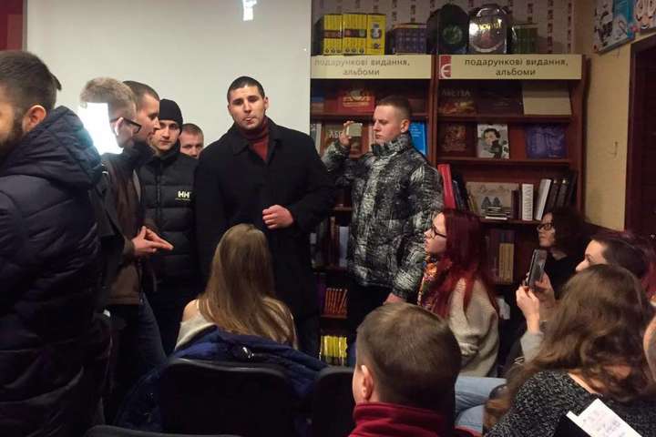 У Харкові зірвали лекцію-дискусію про ЛГБТ-рух в Україні