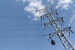 Три населених пункти лишаються без світла через негоду