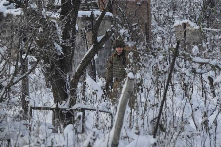 Загострення в зоні АТО: поранено четверо українських бійців