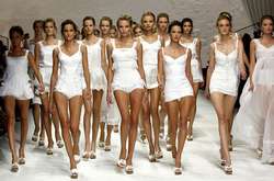 Диеты, пилинги и изоляция: На что идут топ-модели перед fashion-показами